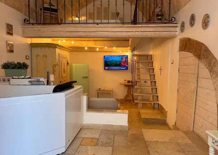 לינה וארוחת בוקר Casa Fiore פולינאנו א מארה