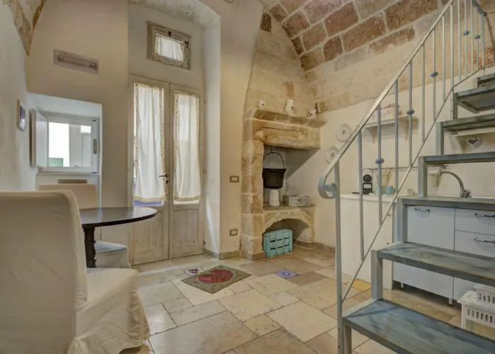 לינה וארוחת בוקר Casa Fiore פולינאנו א מארה