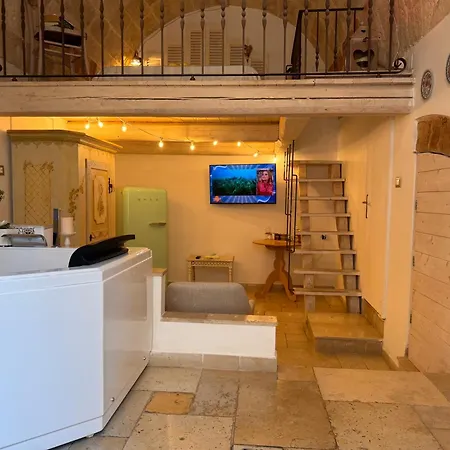 לינה וארוחת בוקר Casa Fiore פולינאנו א מארה