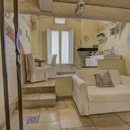Casa Fiore Bed & Breakfast 4*