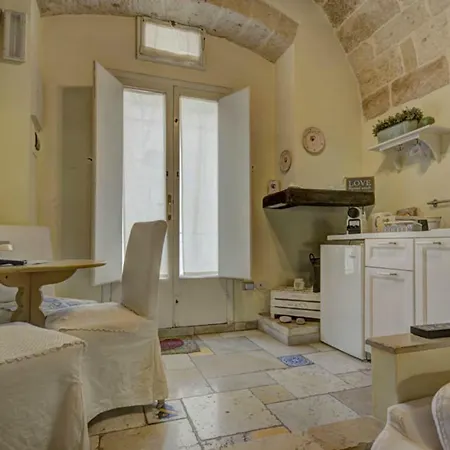 Casa Fiore לינה וארוחת בוקר 4*